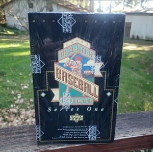 1993 Upper Deck Series One Major League Baseball The Collector's Choice Box NEW